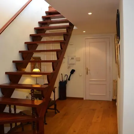 Cristina 5 Min Walk To The Rooftop Duplex 180 M2 Very Cared