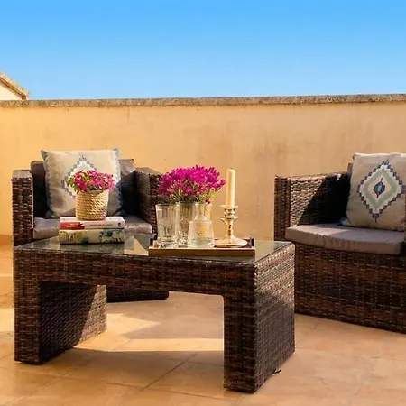Cristina 5 Min Walk To The Rooftop Duplex 180 M2 Very Cared *
