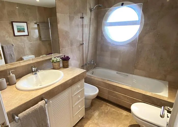 Cristina 5 Min Walk To The Rooftop Duplex 180 M2 Very Cared Appartement Sitges